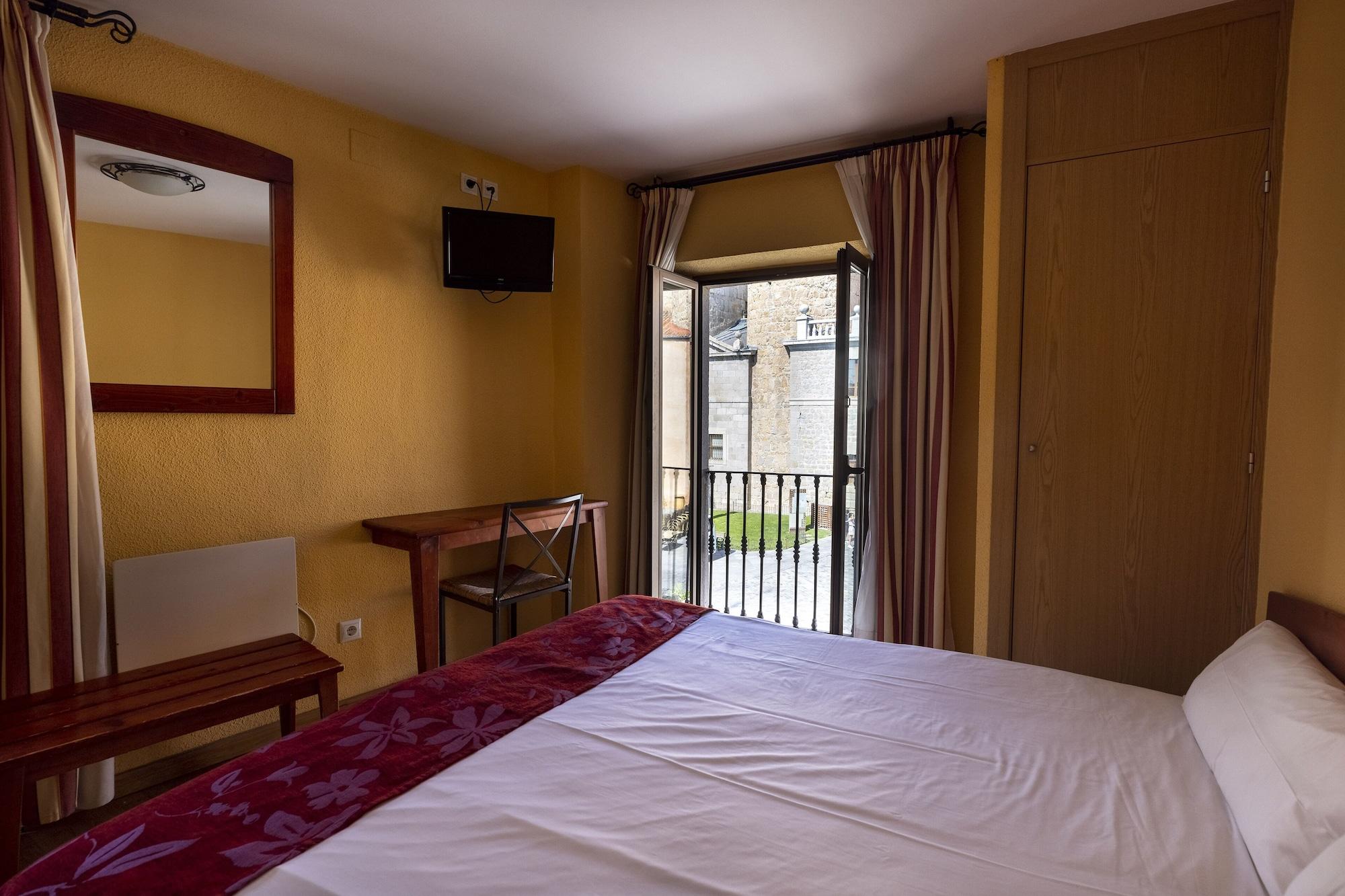 Hostal Restaurante Puerta del Alcázar Ávila Exterior foto
